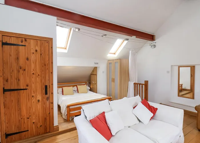 The Barn - Poplar Farm * York