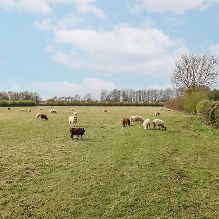 בית נופש The Barn - Poplar Farm *